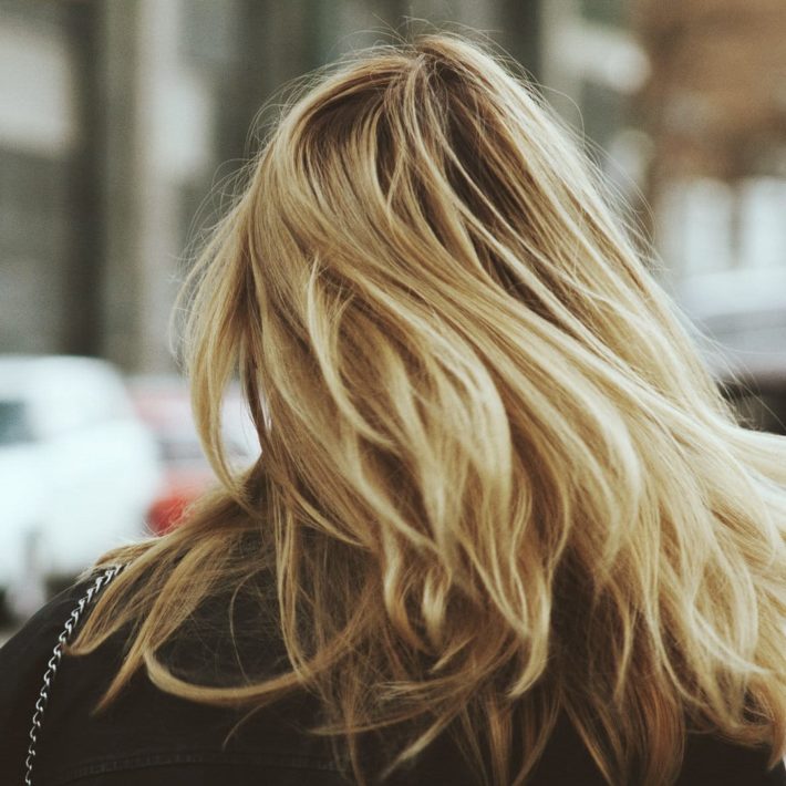 What's The Difference Between Balayage, Babylights, Ombre And Sombre