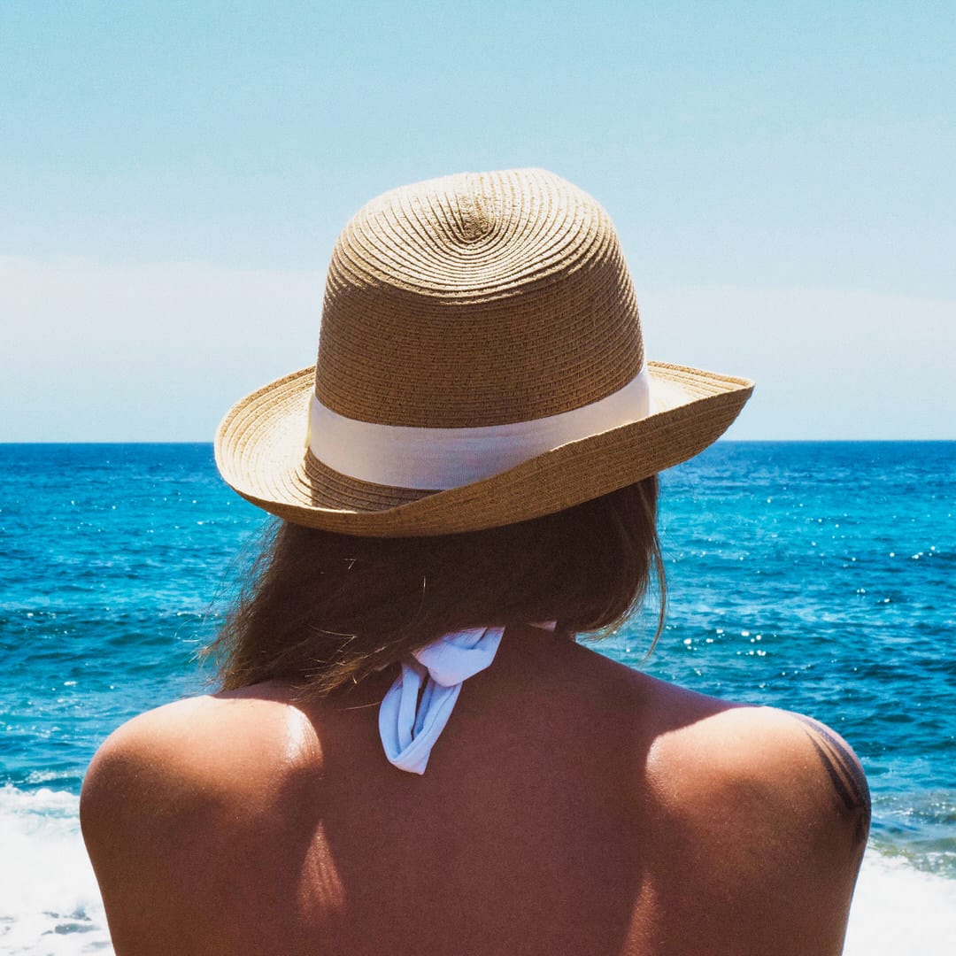 Pure Salon Montreal - How to Protect Your Hair On Holidays