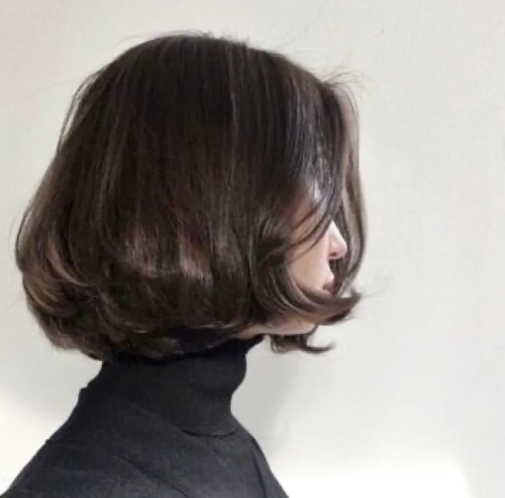 Pure Salon Montreal - The Baroque Bob How to Rock the Most Glam Short Haircut 2